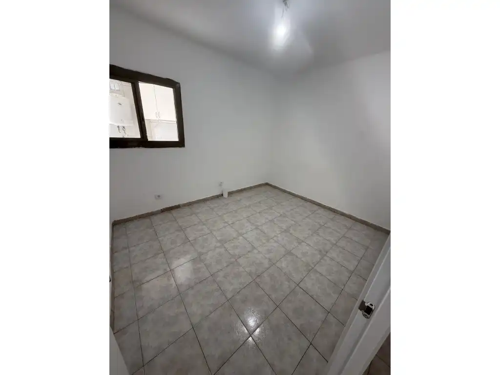 Dormitori de Apartament en venda en L'Hospitalet de Llobregat
