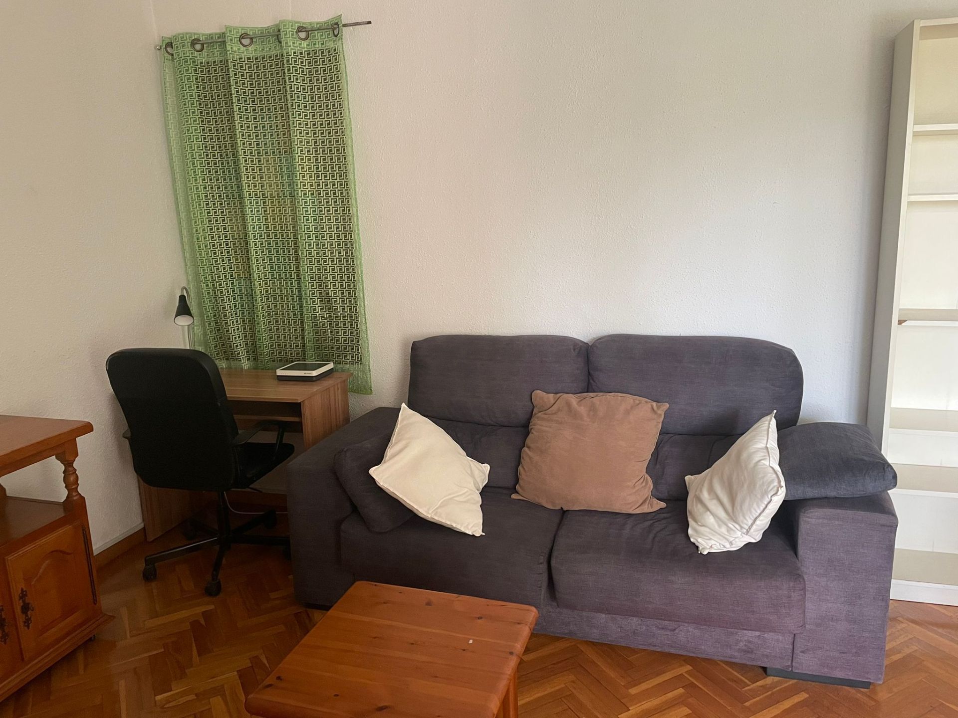 Living room of Flat to rent in  Barcelona Capital  with Air Conditioner, Heating and Furnished
