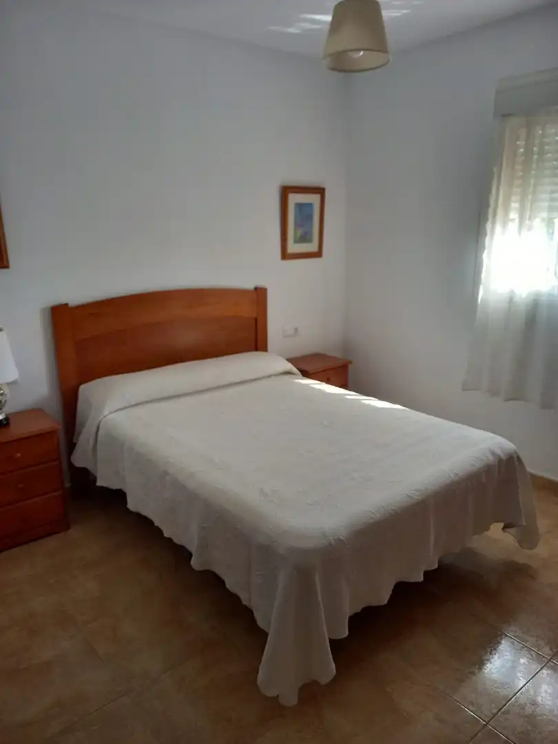 Houses for rent in Camino de Isla del Sotillo, Las Lagunas - Campano