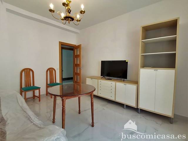 Piso en Alquiler en Isaac Peral en Centro ciudad