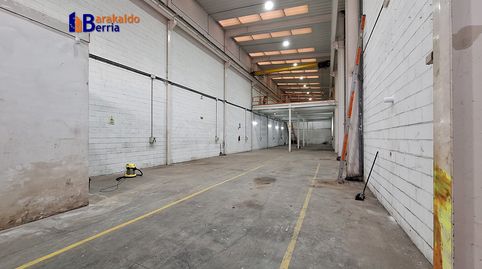 Foto 5 von Fabrikhallen zur Miete in Bilbao Hiribidea, Ortuella, Bizkaia