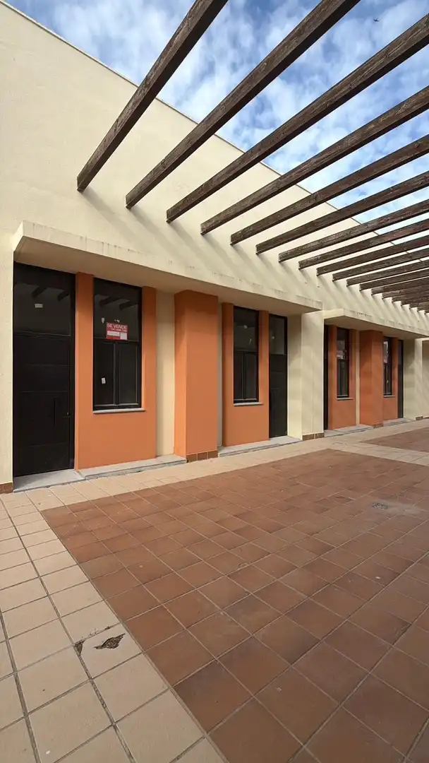 Local comercial en venda a Novo Sancti Petri