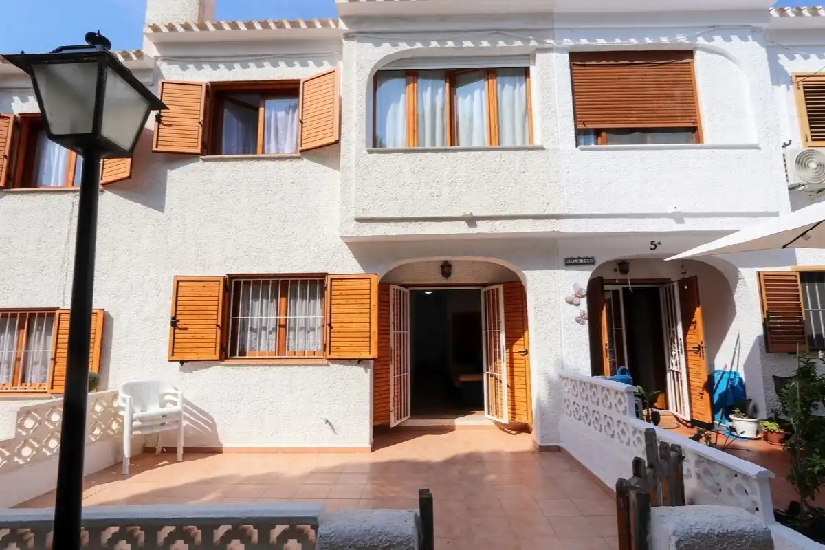 Reihenhaus zum Verkauf in Orihuela Costa
