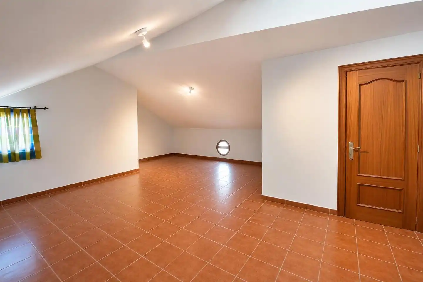 Casa o chalet en venta en Alcazarén con Calefacción, Jardín privado y Trastero