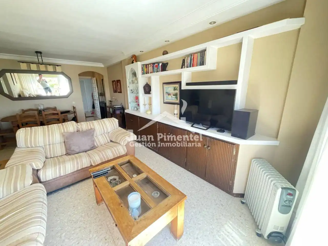 Sala de estar de Piso en venta en Estepona con Trastero, Amueblado y Balcón