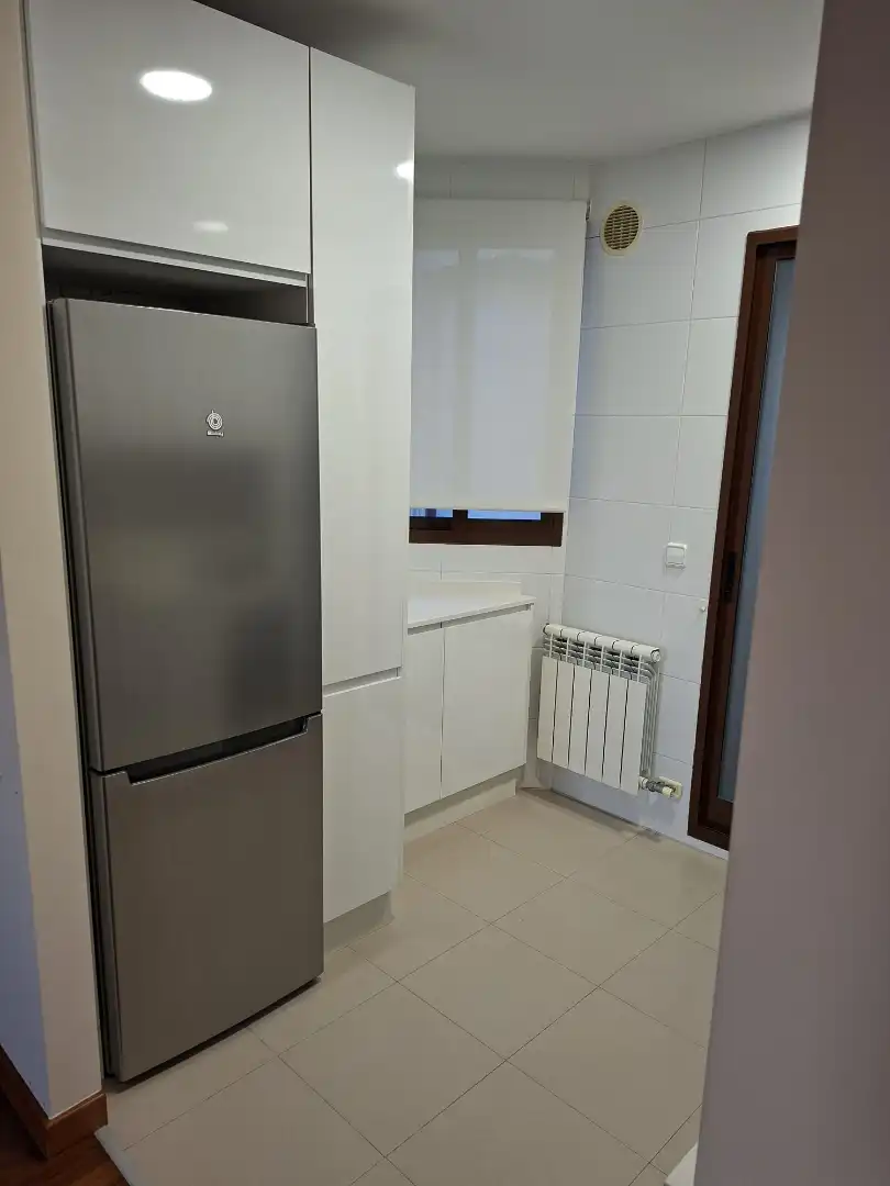 Kitchen of Attic for rent in Pontevedra Capital   with Heating, Parquet flooring and Terrace