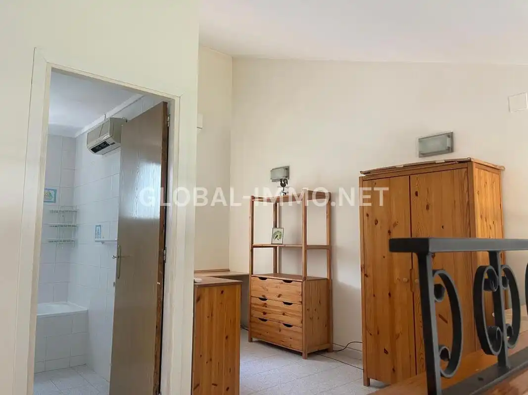 Haus oder Chalet zum Verkauf in Empuriabrava mit Klimaanlage, Heizung und Terrasse