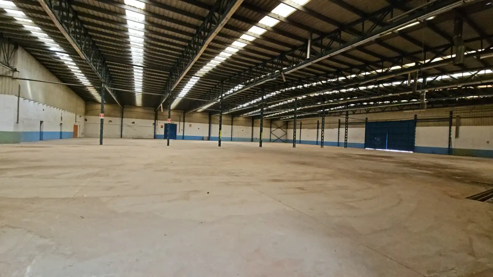 Vista exterior de Nave industrial en venta en Alhama de Aragón