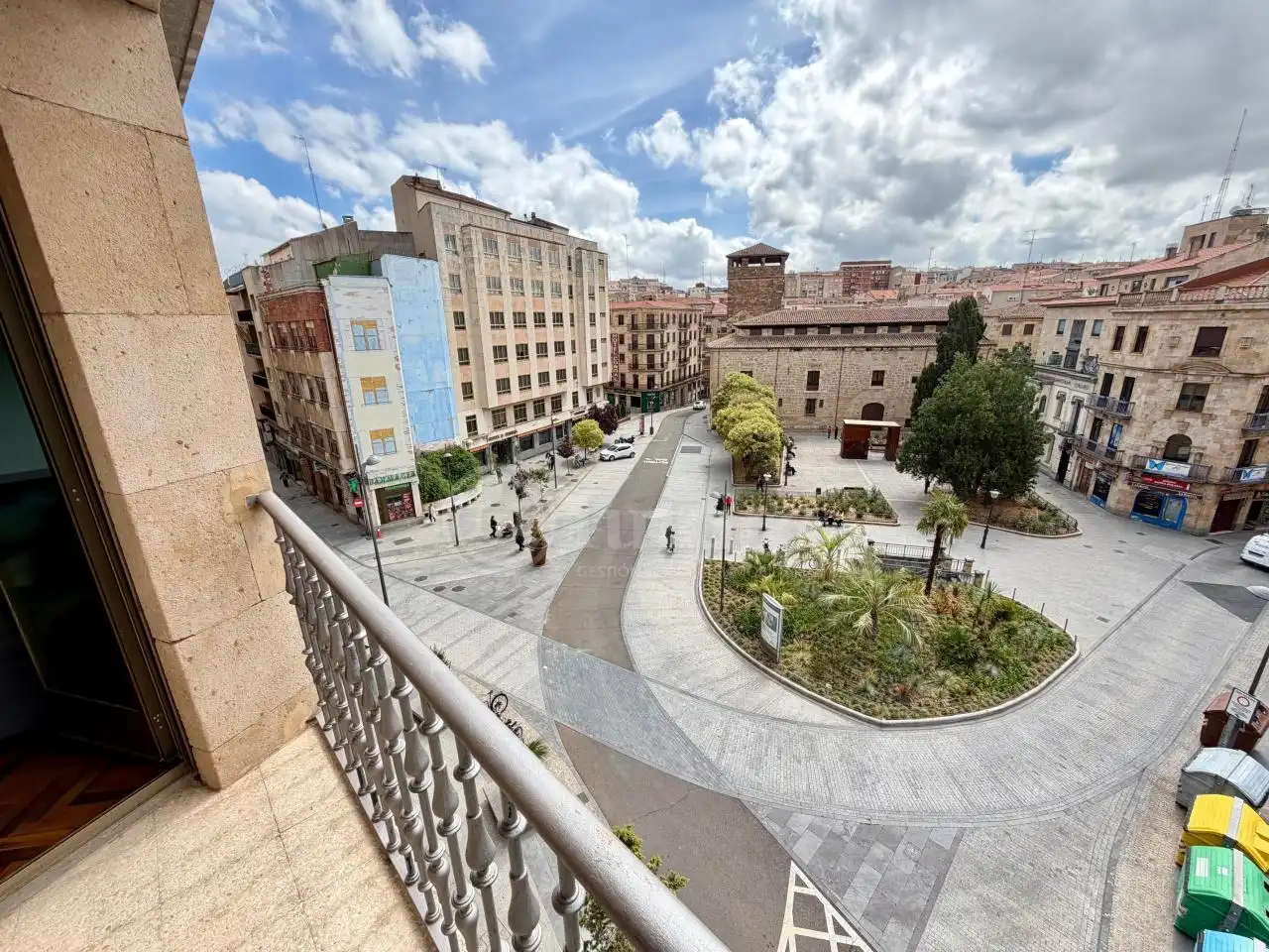 Außenansicht von Wohnung zur Miete in Salamanca mit Heizung und Möbliert