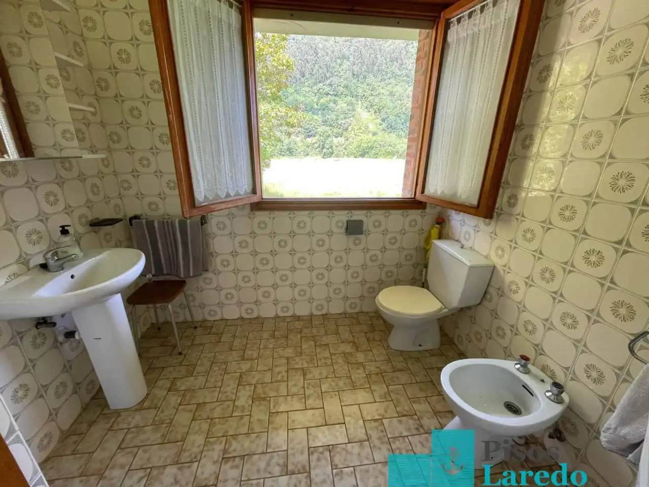 Baño de Casa o chalet en venta en Ampuero con Jardín privado, Parquet y Terraza