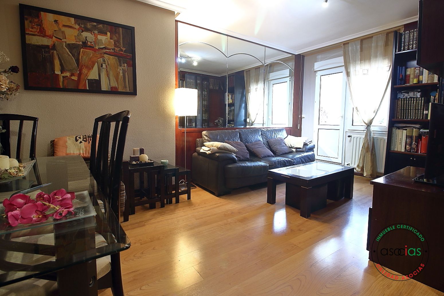 Sala d'estar de Pis en venda en Gijón  amb Calefacció, Parquet i Balcó