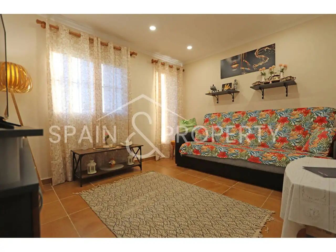 Sala d'estar de Casa o xalet en venda en Turís amb Aire condicionat, Jardí privat i Terrassa