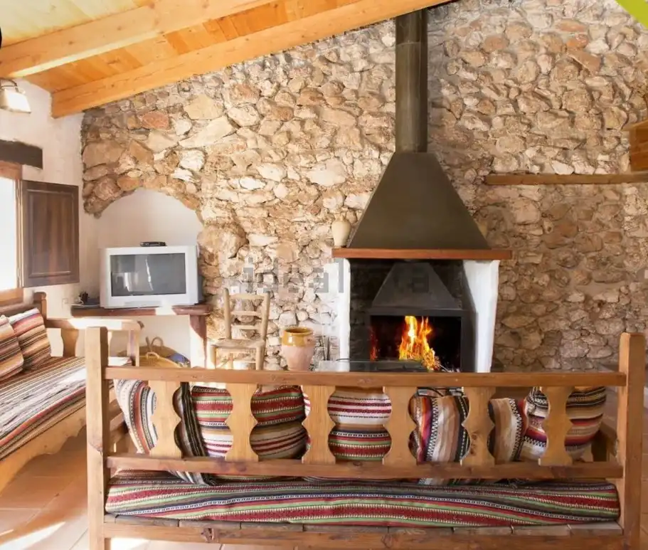 Country homes for sale in Segura de la Sierra  with Private garden, Storage room and Furnished