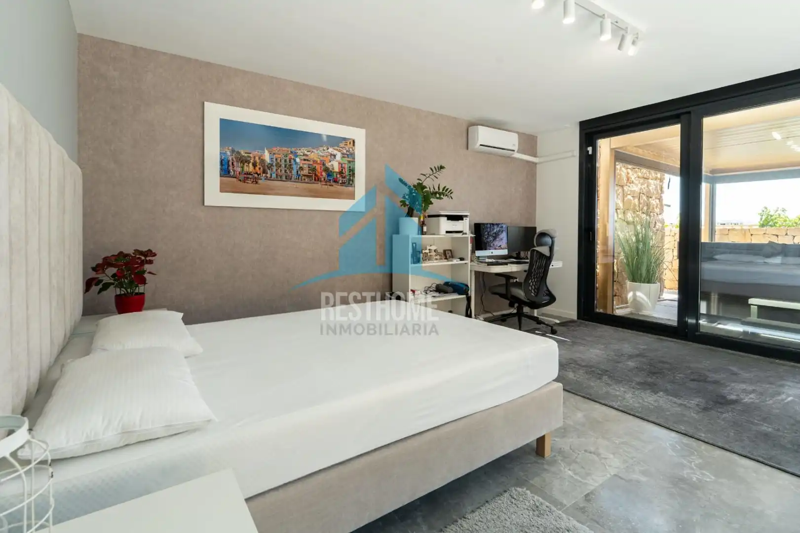 Dormitori de Casa o xalet en venda en Finestrat amb Aire condicionat, Calefacció i Jardí privat