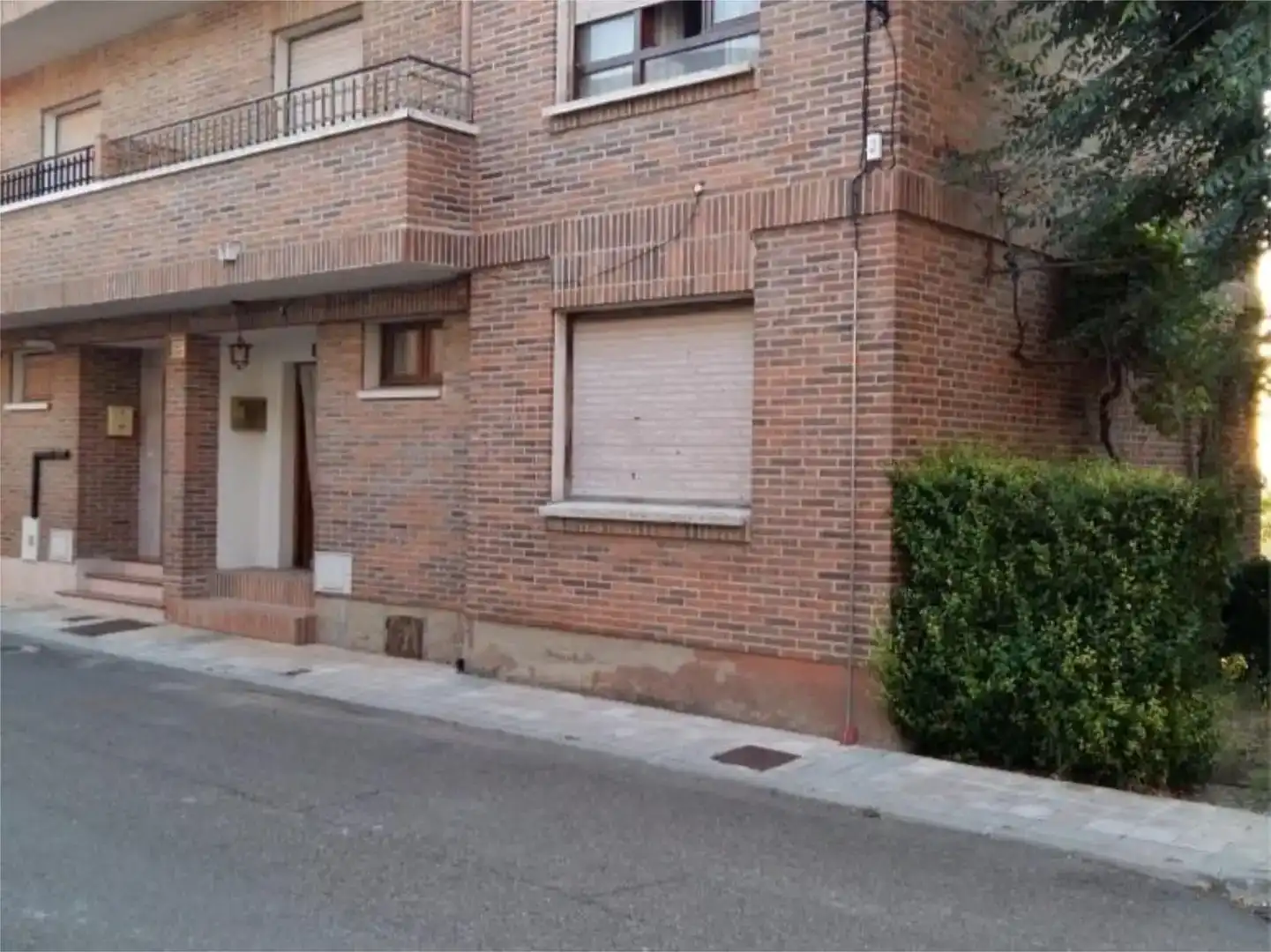 Vista exterior de Pis en venda en Portillo amb Jardí privat, Moblat i Balcó