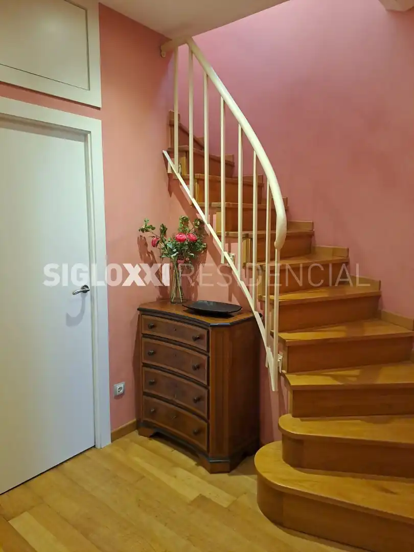 Dúplex en venta en Barcelona con Aire acondicionado, Calefacción y Terraza