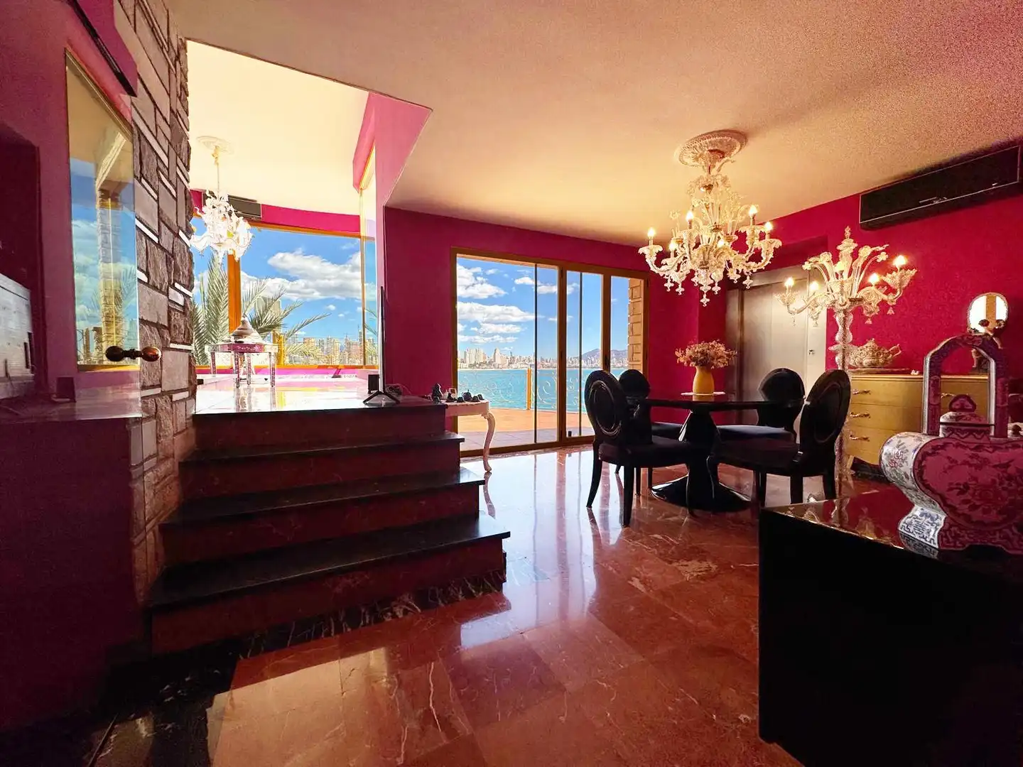 Comedor de Casa o chalet en venta en Benidorm con Aire acondicionado, Calefacción y Jardín privado