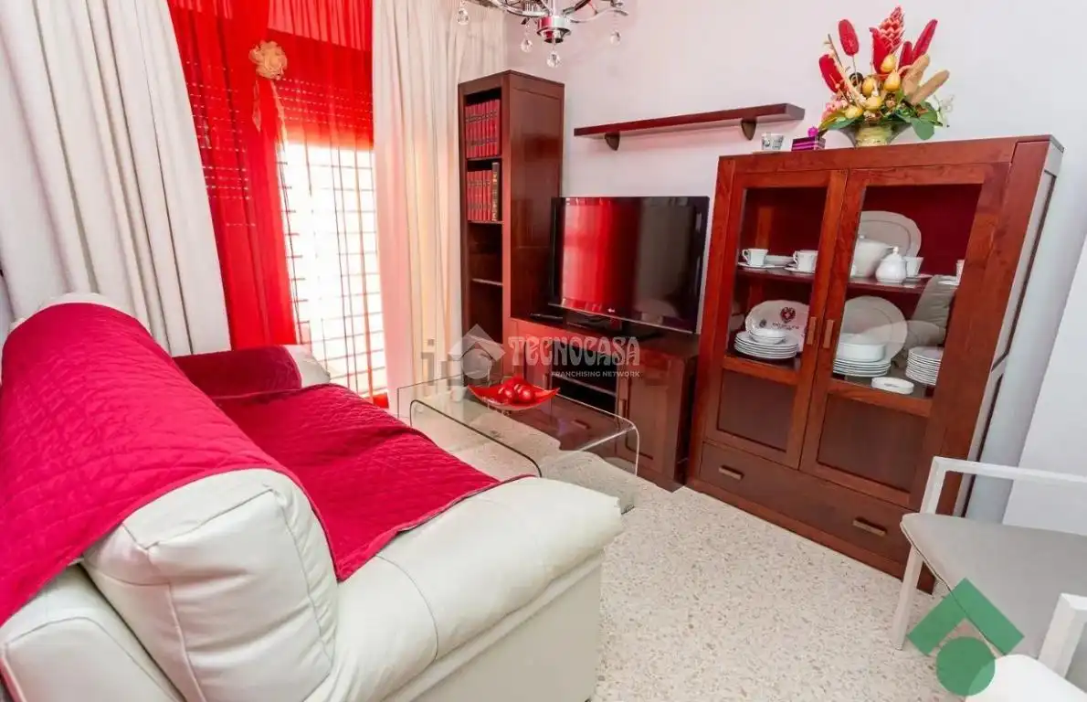Sala de estar de Casa o chalet en venta en Algeciras con Aire acondicionado, Terraza y Amueblado