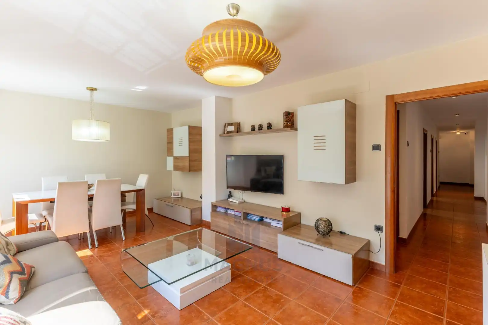 Sala d'estar de Pis en venda en Valencia amb Aire condicionat