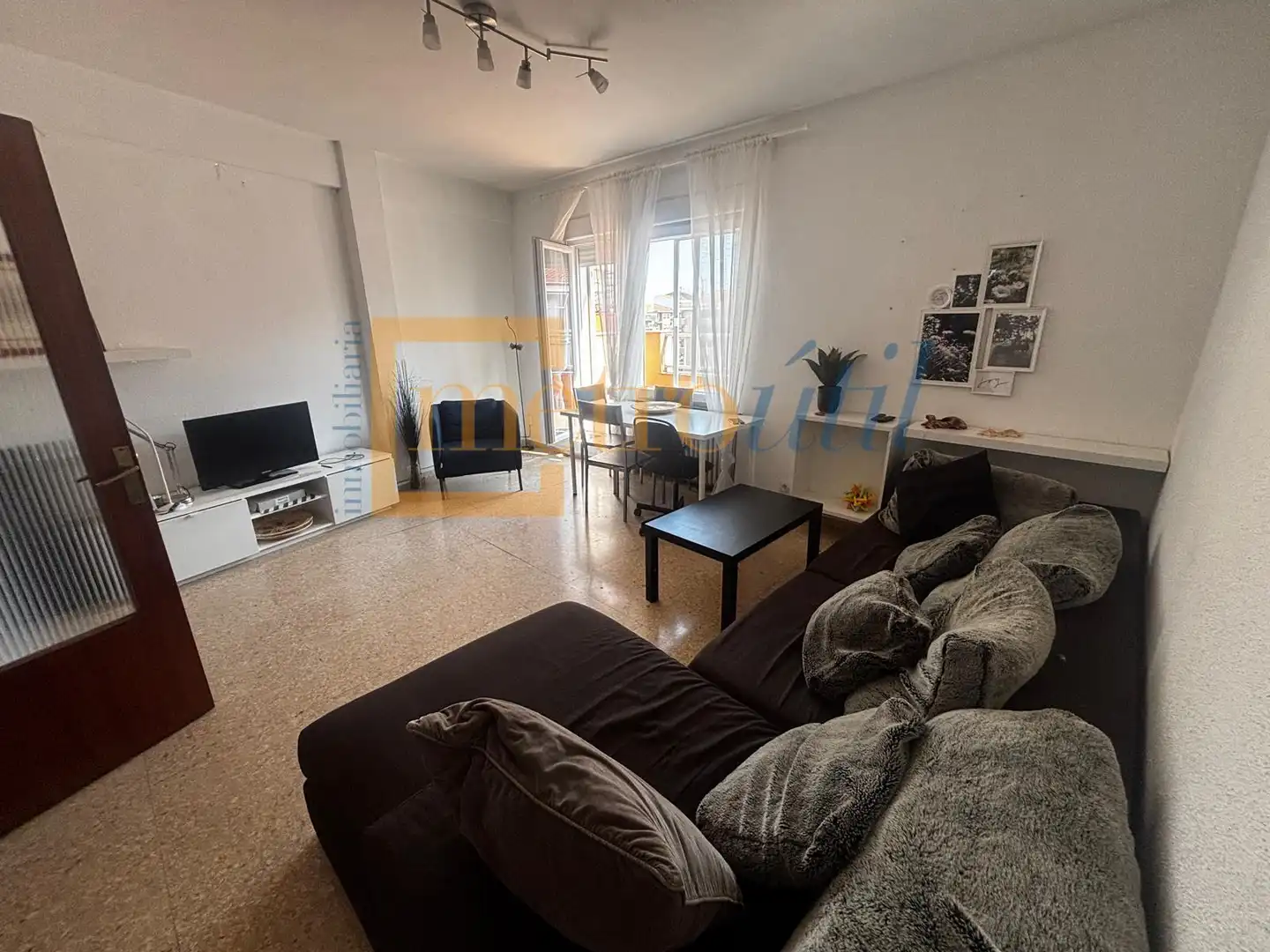 Living room of Attic for rent in Salamanca  with Heating, Terrace and Furnished