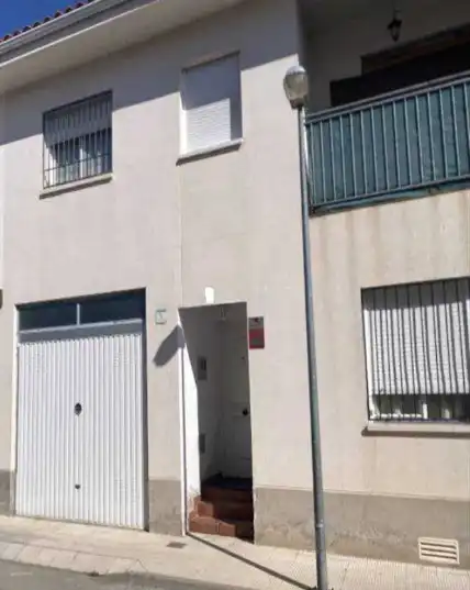 Vista exterior de Casa adosada en venta en Tiétar