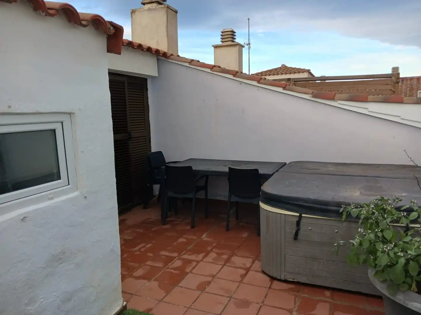 Terrasse von Wohnung zum Verkauf in Sant Jaume d'Enveja mit Klimaanlage, Heizung und Parkett