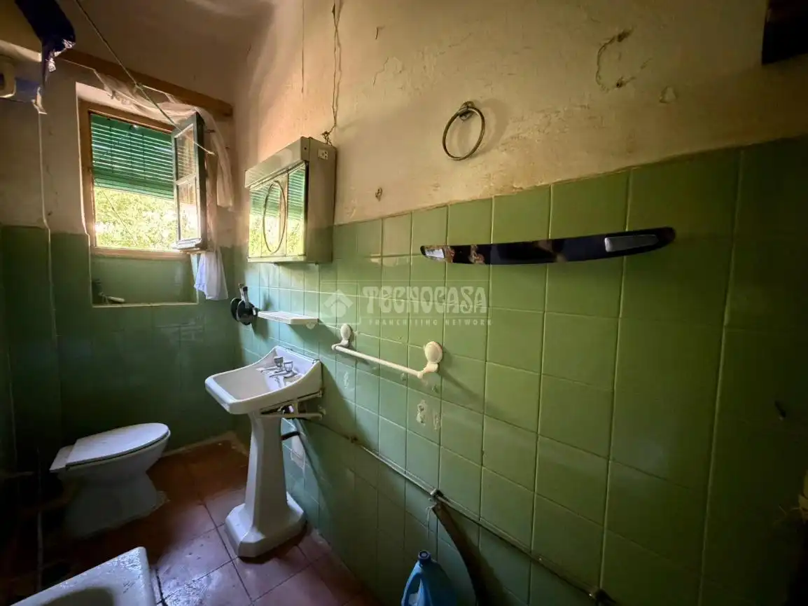 Baño de Piso en venta en Linares con Balcón