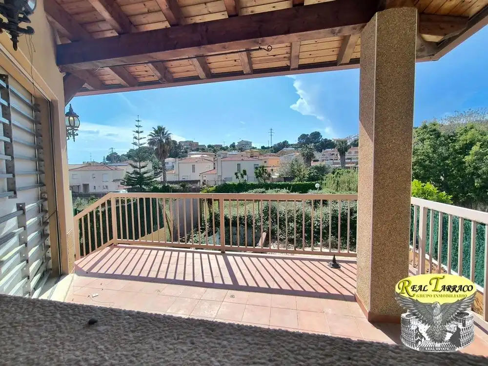 Adossat amb piscina en venda a Segur de Calafell, imagen 31