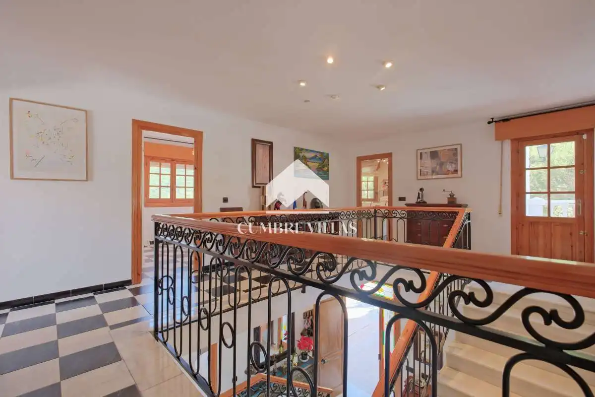 Casa rústica amb jardí en venda a Ítrabo, imagen 40
