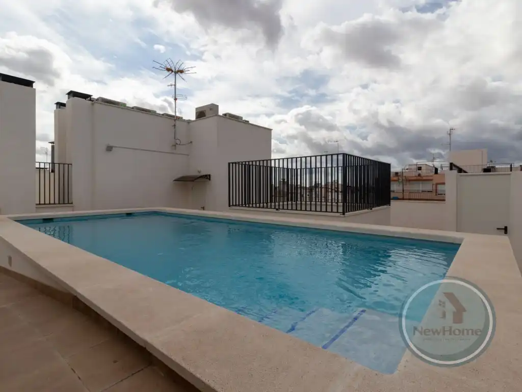 Piscina de Piso de alquiler en Elche / Elx con Aire acondicionado, Terraza y Piscina comunitaria