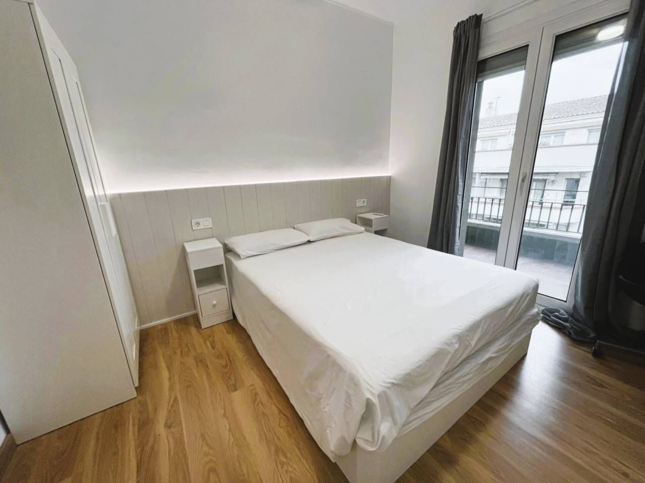 Dormitori de Pis de lloguer en Girona Capital amb Calefacció, Parquet i Traster