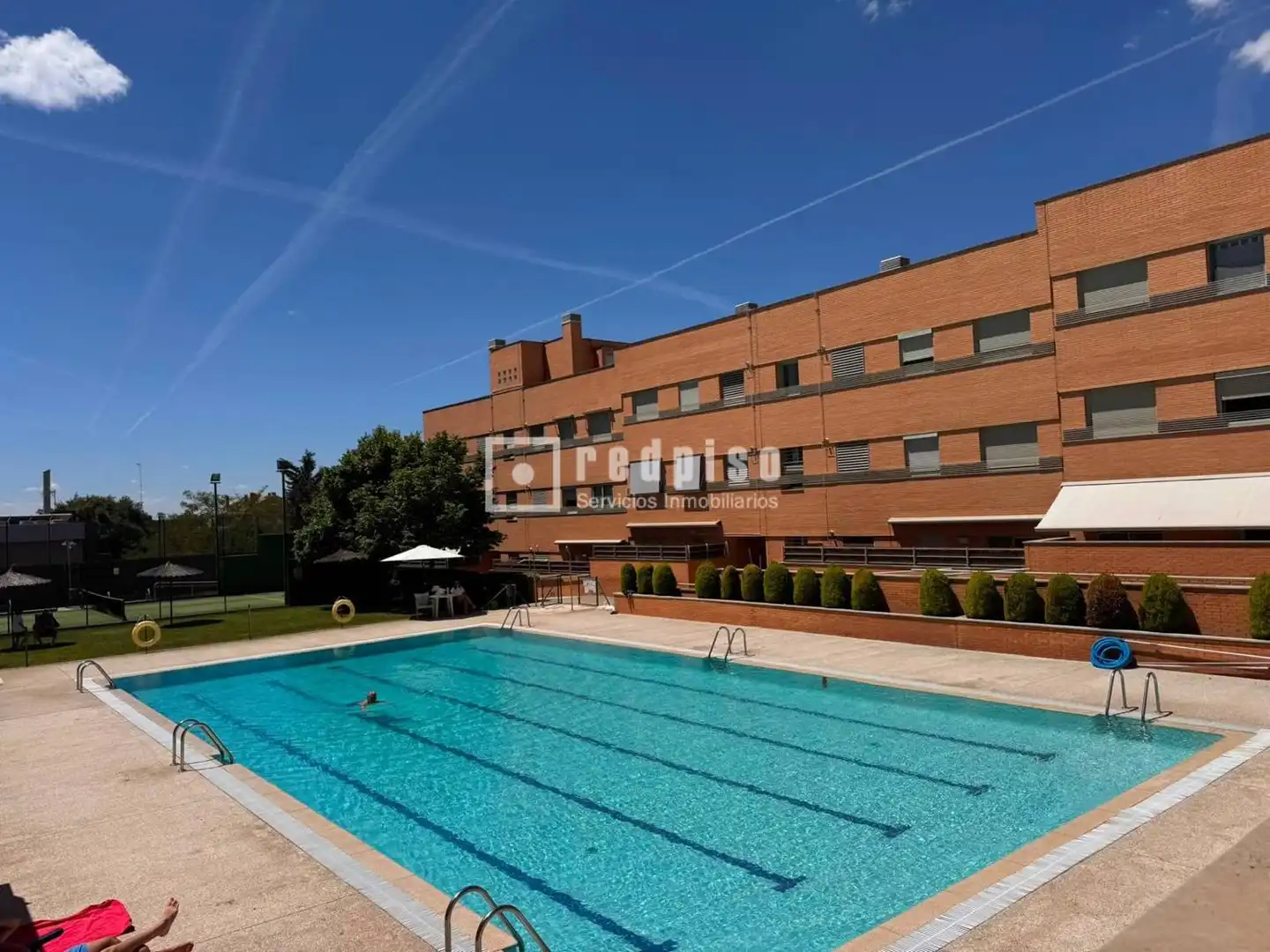Schwimmbecken von Wohnung zum Verkauf in Arroyomolinos (Madrid) mit Klimaanlage, Heizung und Privatgarten