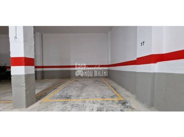 Aparcamiento en venta en Catarroja