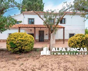 Exterior view of House or chalet for sale in Tresjuncos  with Swimming Pool