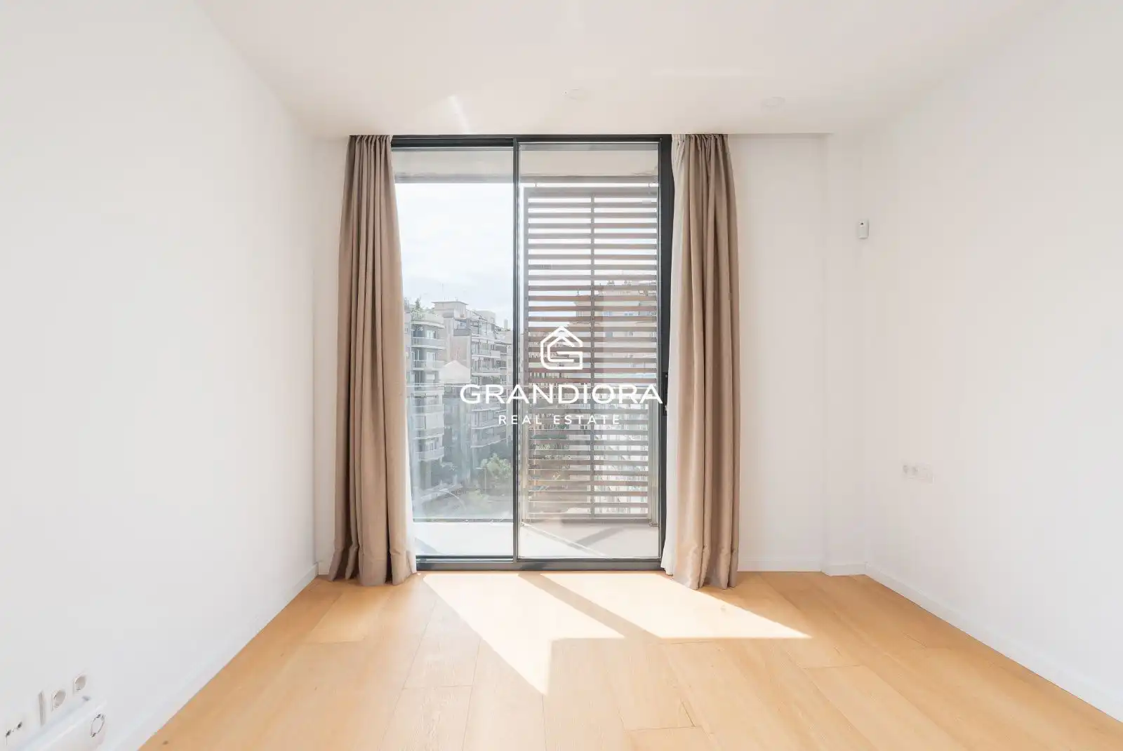 Penthouse mit Pool zum Verkauf in Calle de les Carolines 25, imagen 20
