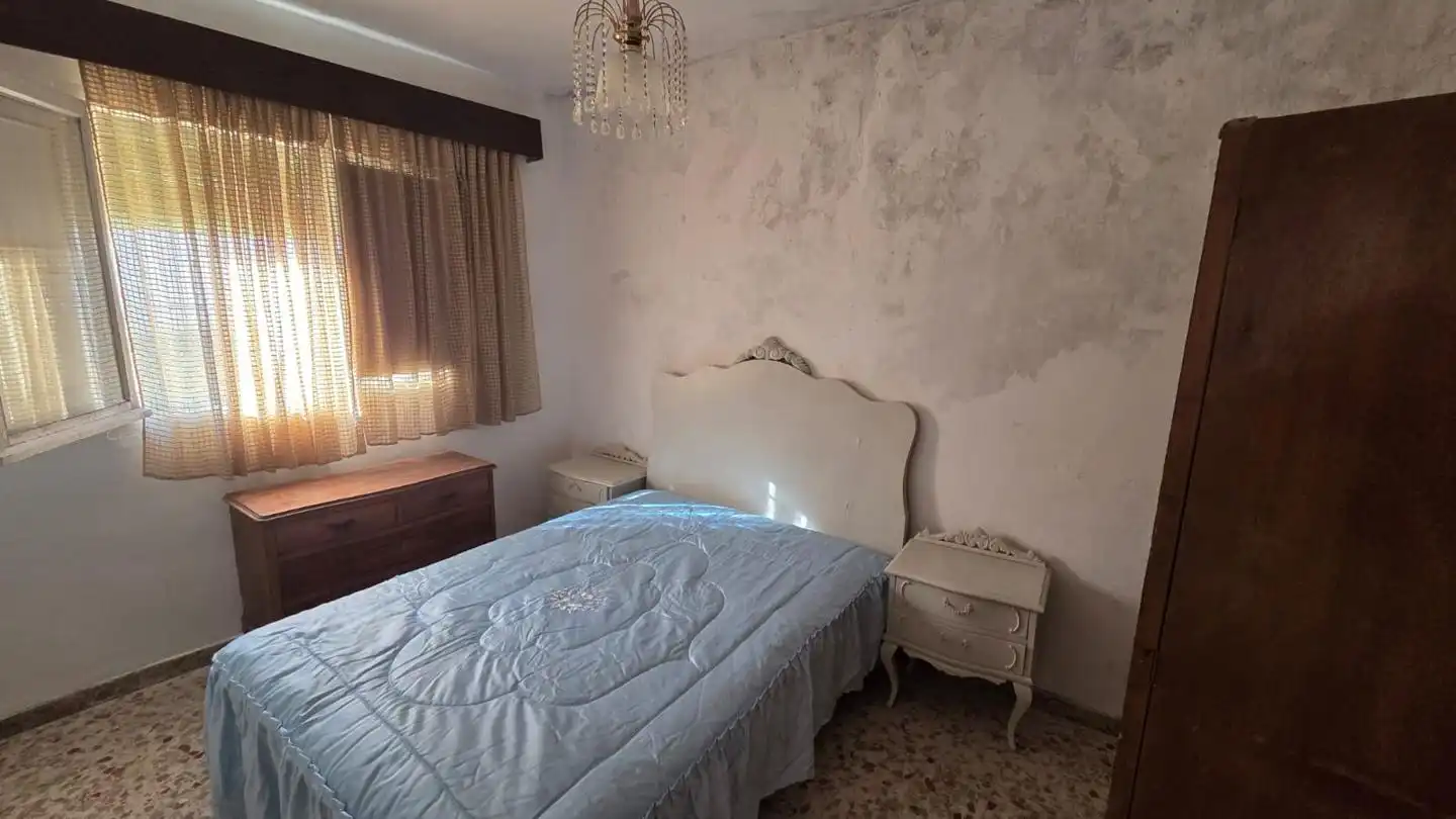 Dormitori de Casa o xalet en venda en Puebla de Almenara amb Moblat