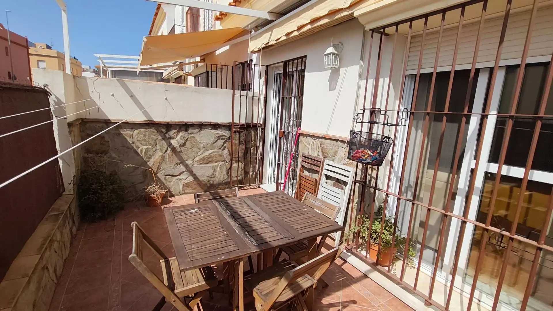 Terrassa de Casa adosada en venda en Puerto Real amb Aire condicionat, Jardí privat i Terrassa