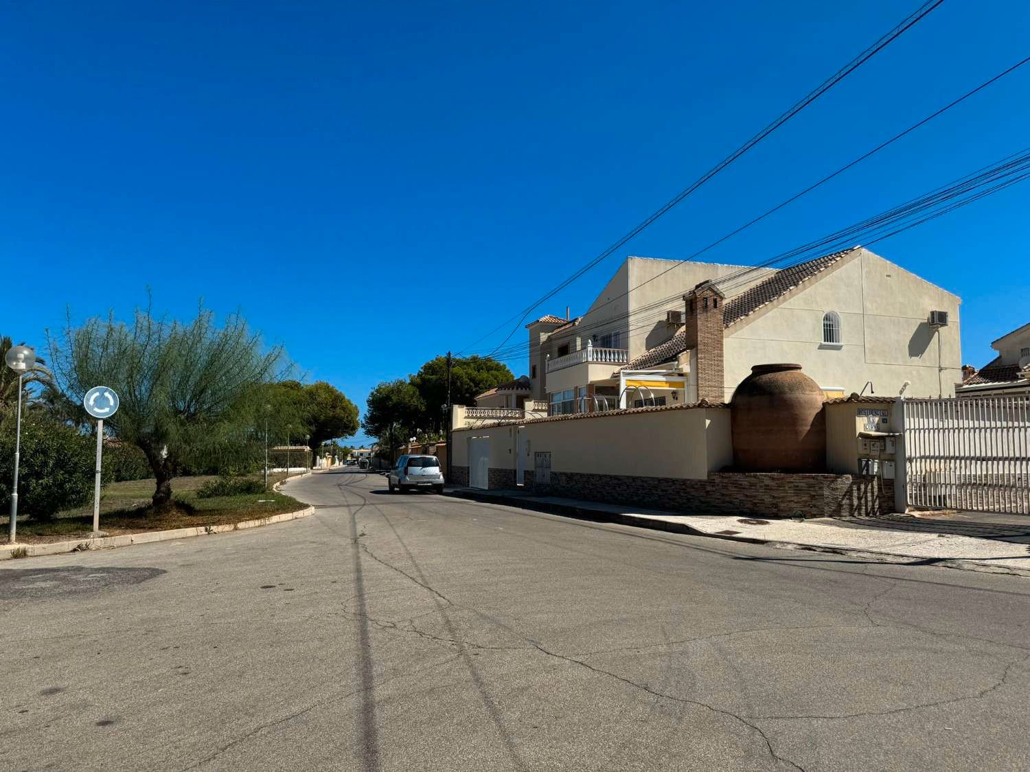Vista exterior de Casa o xalet en venda en Orihuela amb Aire condicionat, Calefacció i Terrassa