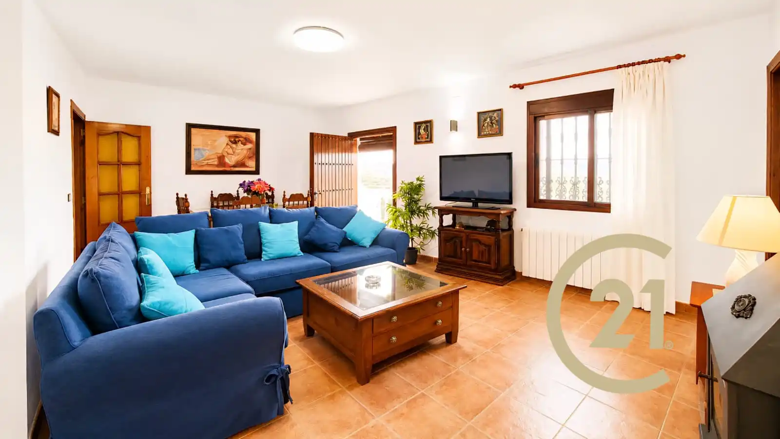 Wohnzimmer von Einfamilien-Reihenhaus zum Verkauf in Cartajima mit Heizung, Terrasse und Abstellraum