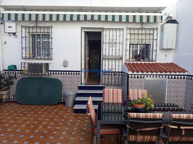 Casa adosada en Venta en Condequinto
