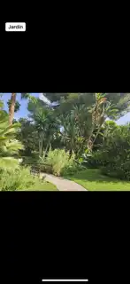 Jardín de Piso de alquiler en Estepona con Aire acondicionado, Terraza y Amueblado