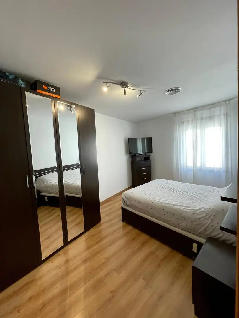Habitación de Piso en venta en Monzón con Aire acondicionado, Calefacción y Amueblado