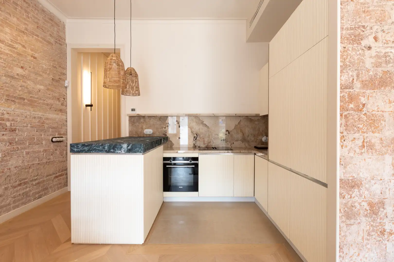 Appartement avec terrasse à louer à Carrer de Villarroel