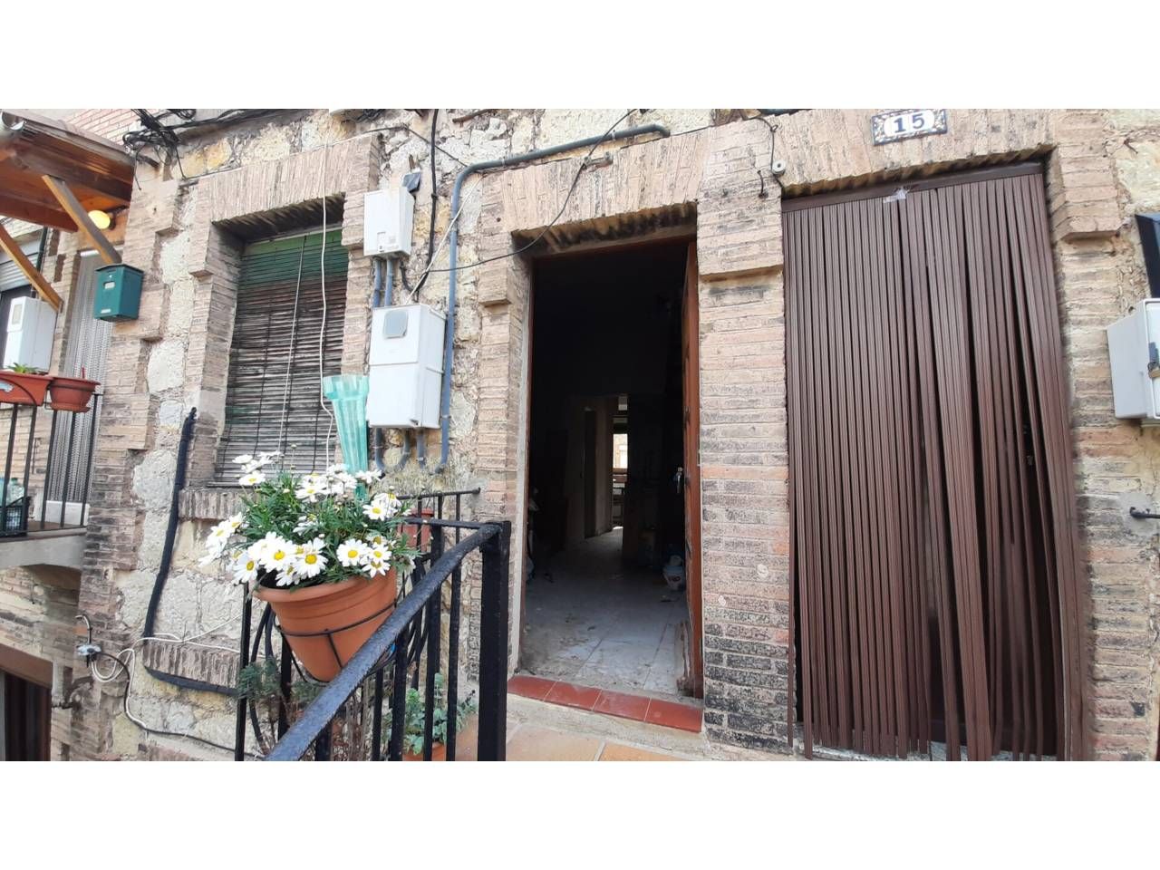 Vista exterior de Pis en venda en Cercs amb Calefacció i Traster