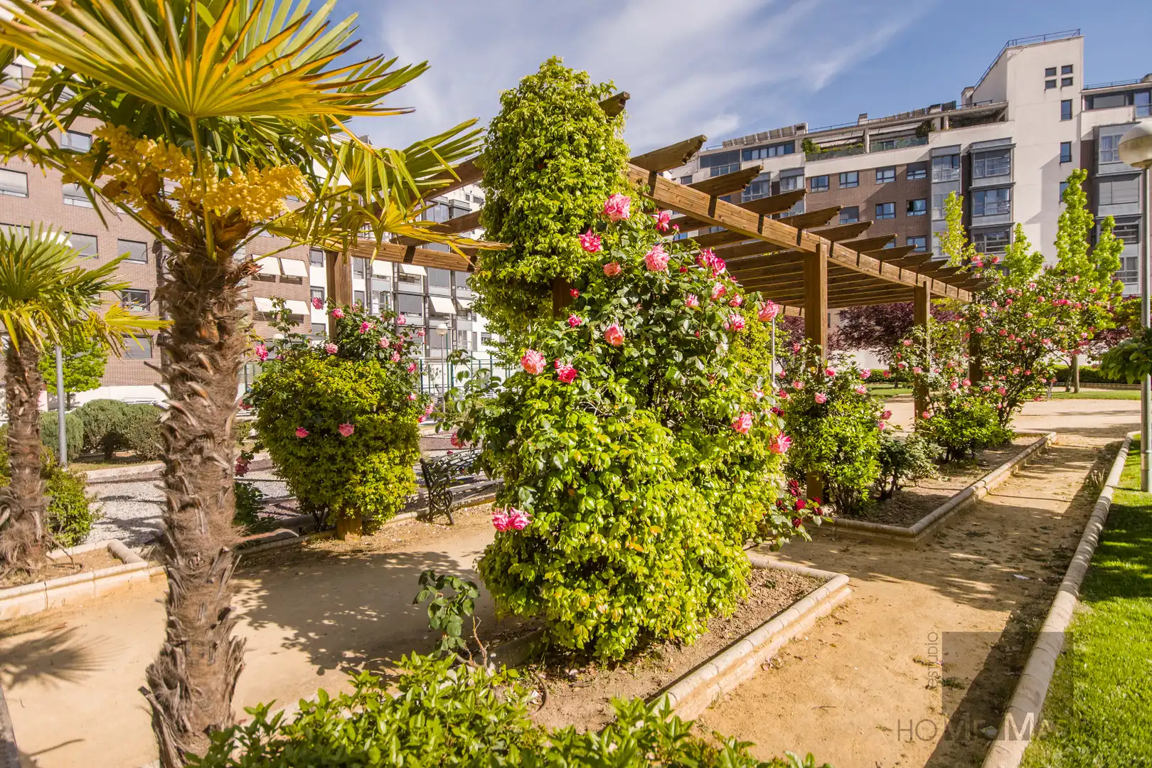 Garden of Flat for sale in Madrid  with Air Conditioner, Heating and Storage room