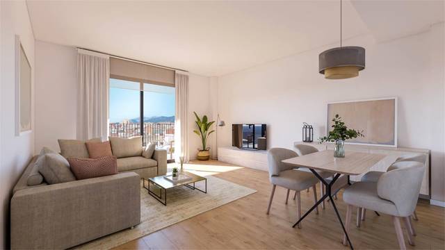 Casa-adosada en Venta en Carretera de Rubí, 110 en Segle XX