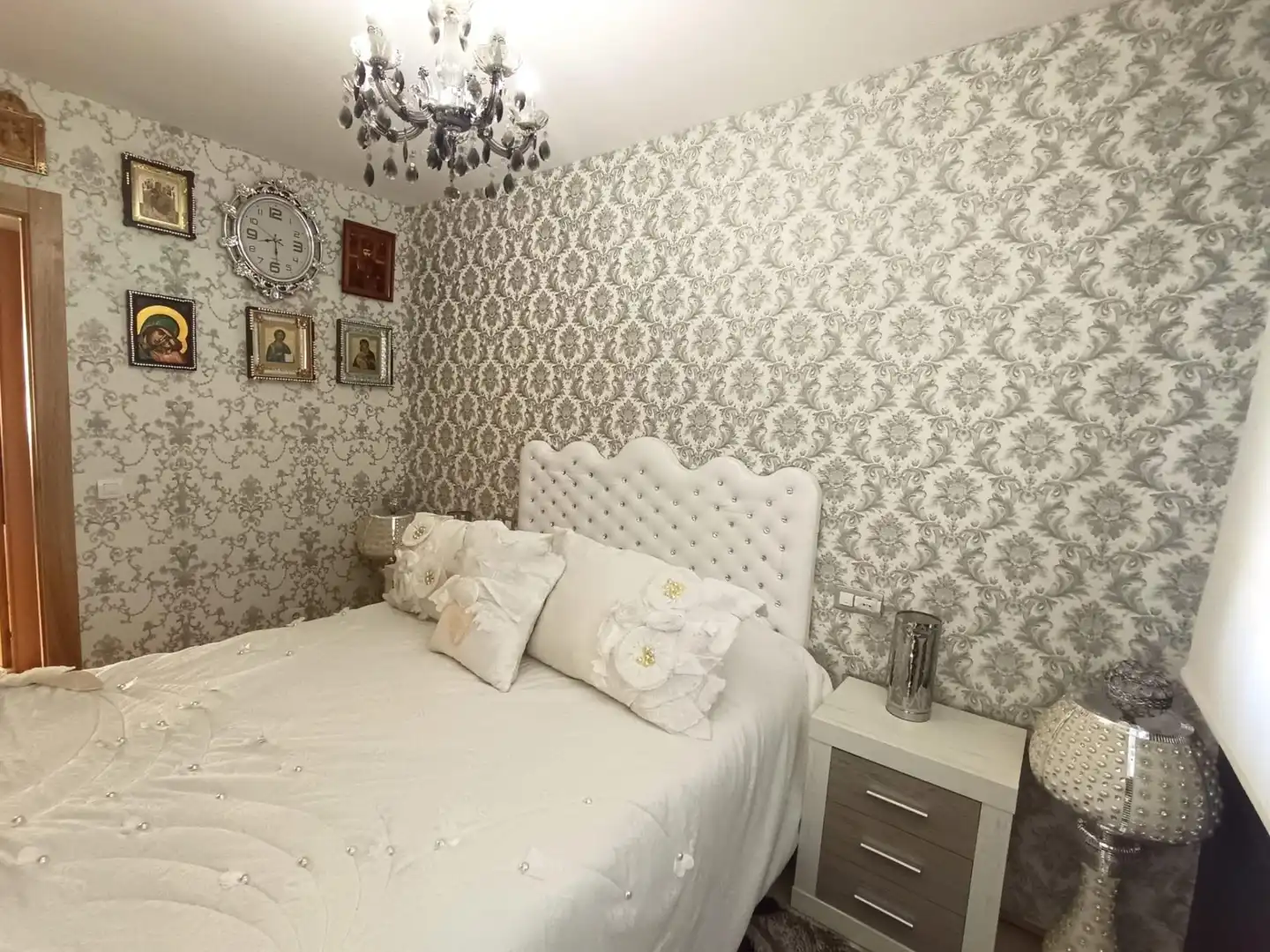 Schlafzimmer von Einfamilien-Reihenhaus zum Verkauf in Petrer mit Klimaanlage, Heizung und Gemeinschaftspool