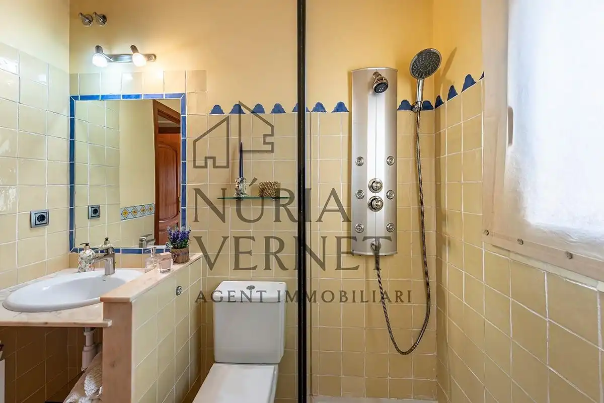 Baño de Casa o chalet en venta en Botarell con Aire acondicionado, Calefacción y Jardín privado