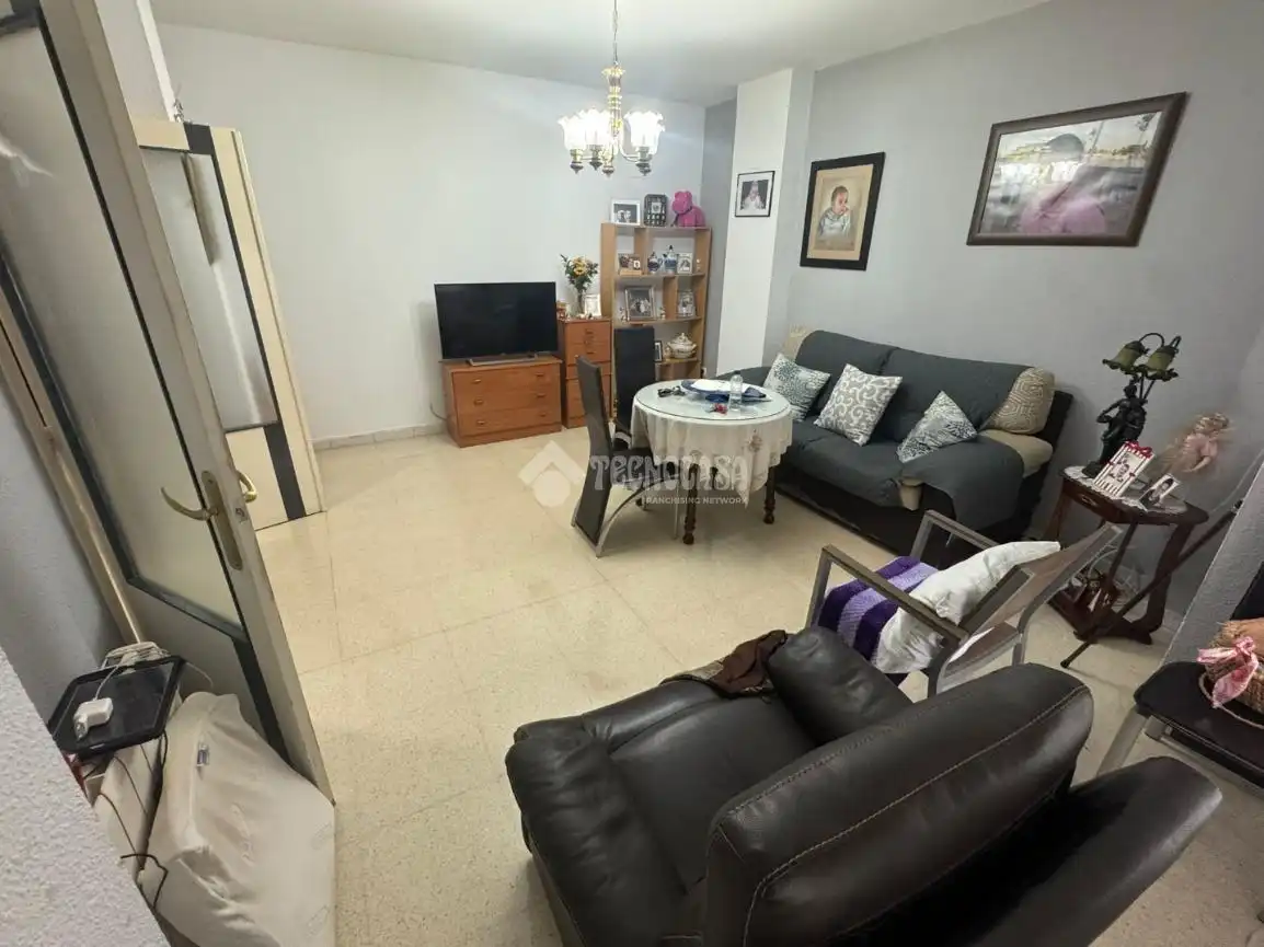 Sala d'estar de Casa o xalet en venda en Badajoz amb Aire condicionat, Calefacció i Terrassa