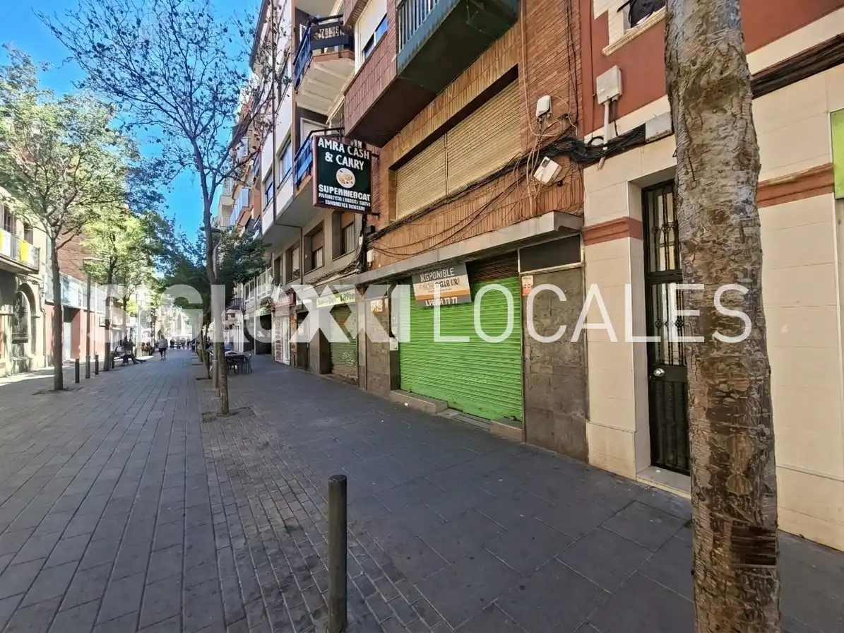 Vista exterior de Local de alquiler en L'Hospitalet de Llobregat